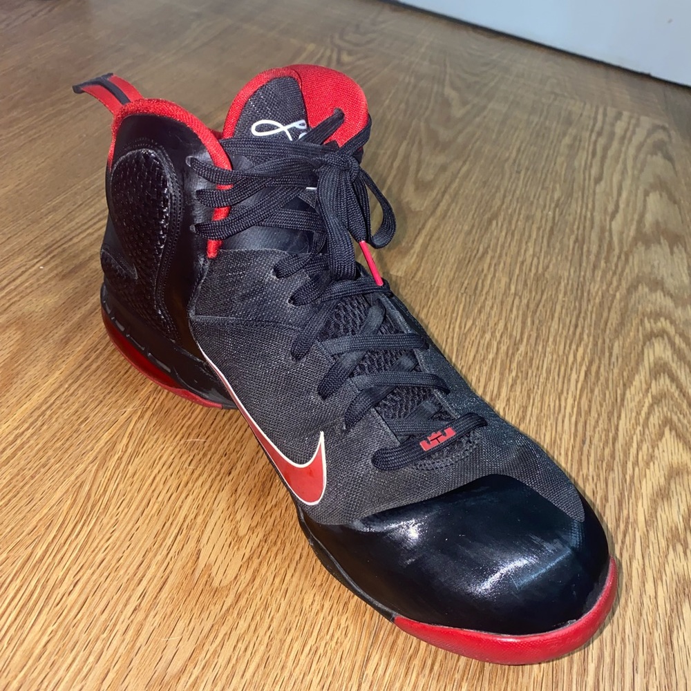 nike zoom Lebron 9